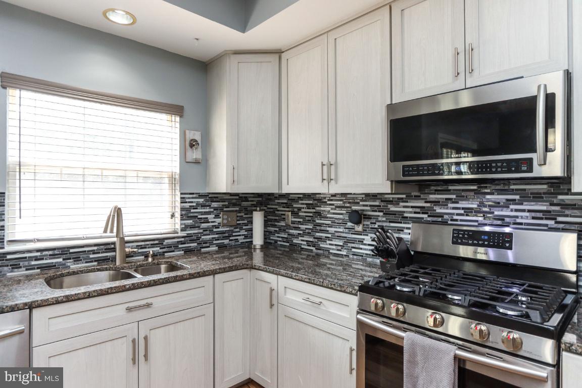 WILLOW BROOK - Residential