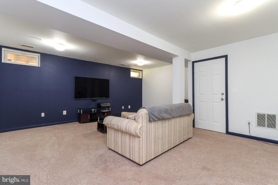 WILLOW BROOK - Residential