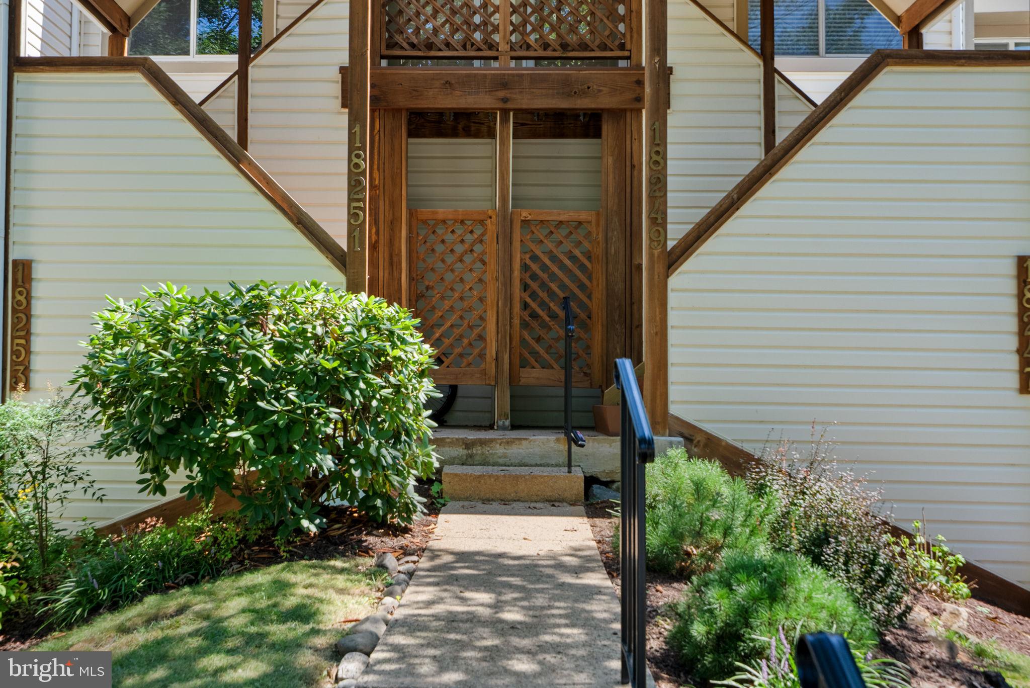 18249 LEMAN LAKE DRIVE 607B