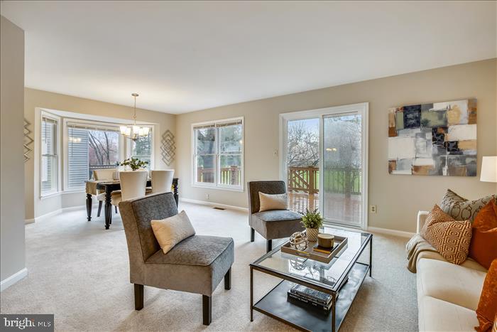 LANDSDOWNE - Residential