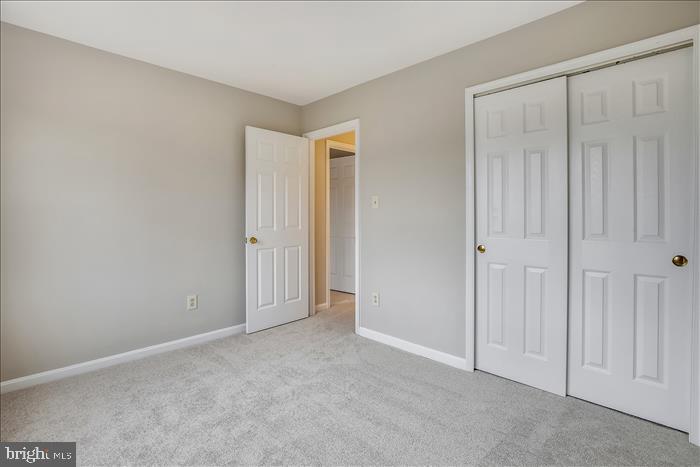 LANDSDOWNE - Residential