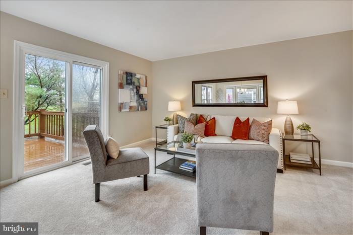 LANDSDOWNE - Residential