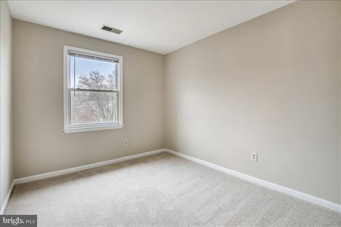 LANDSDOWNE - Residential