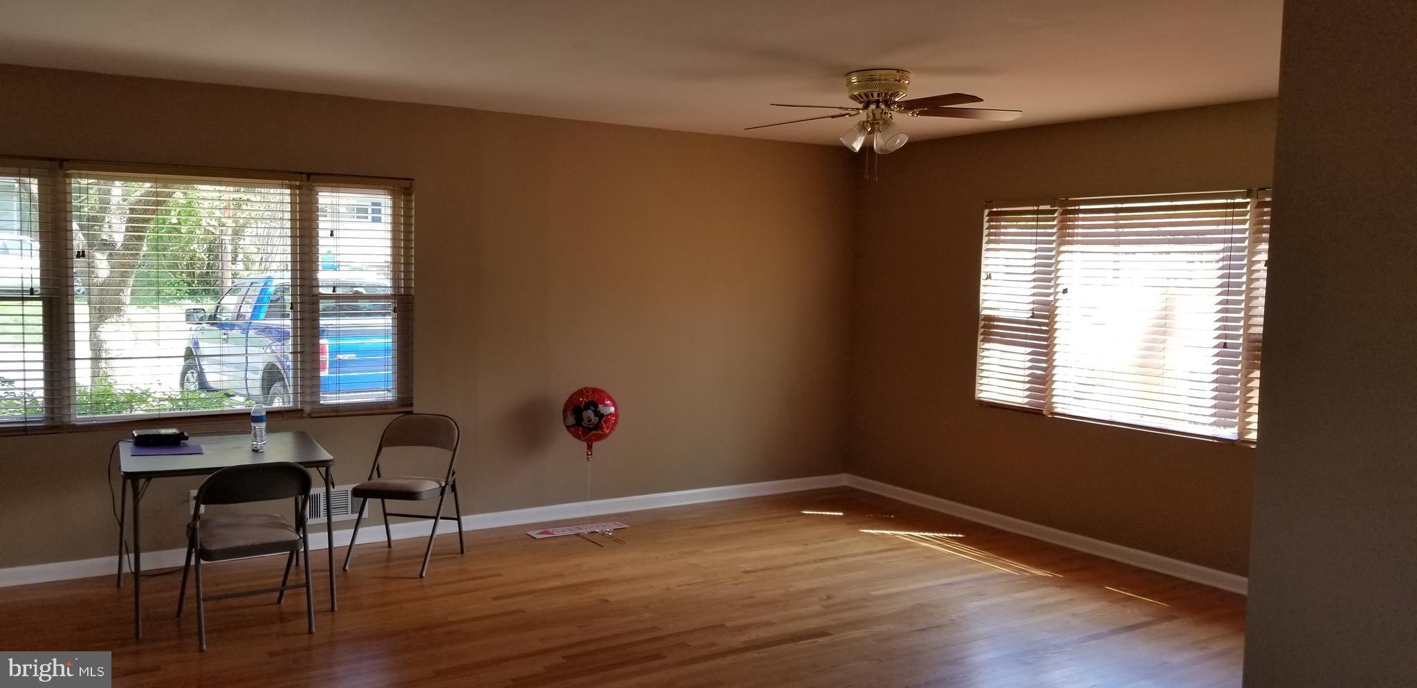 WINDSOR FARM - Residential