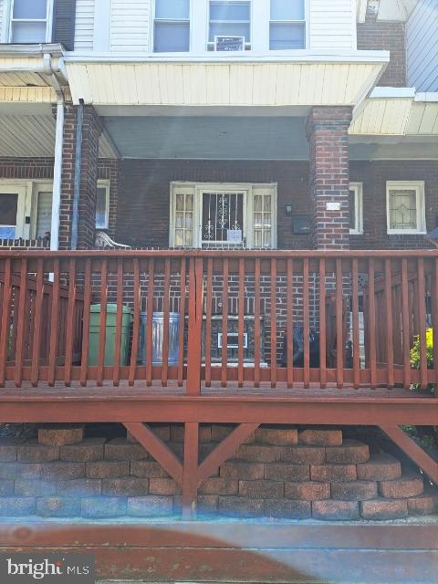 LAWNCREST - Residential