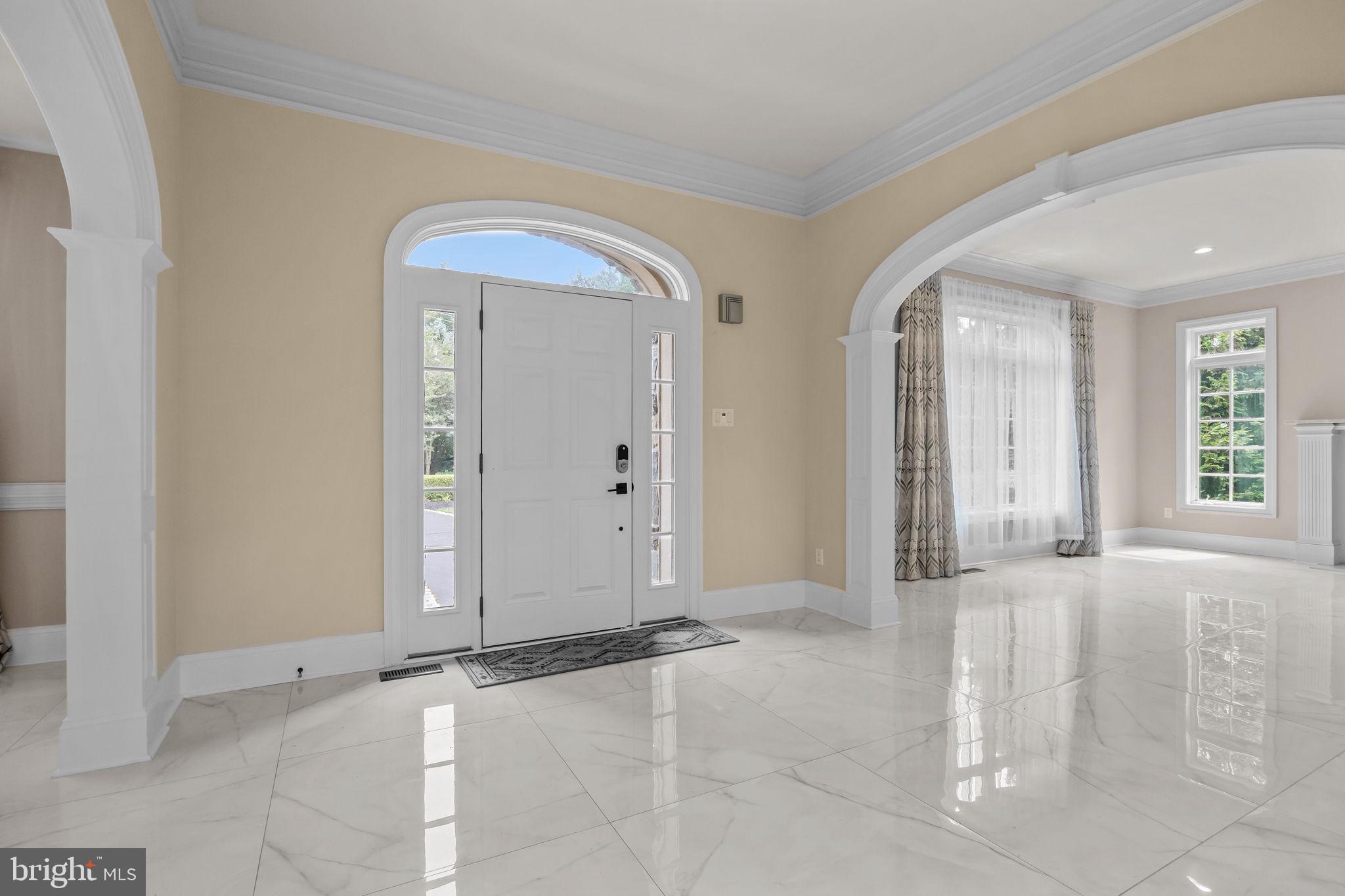 STONEGATE - Residential