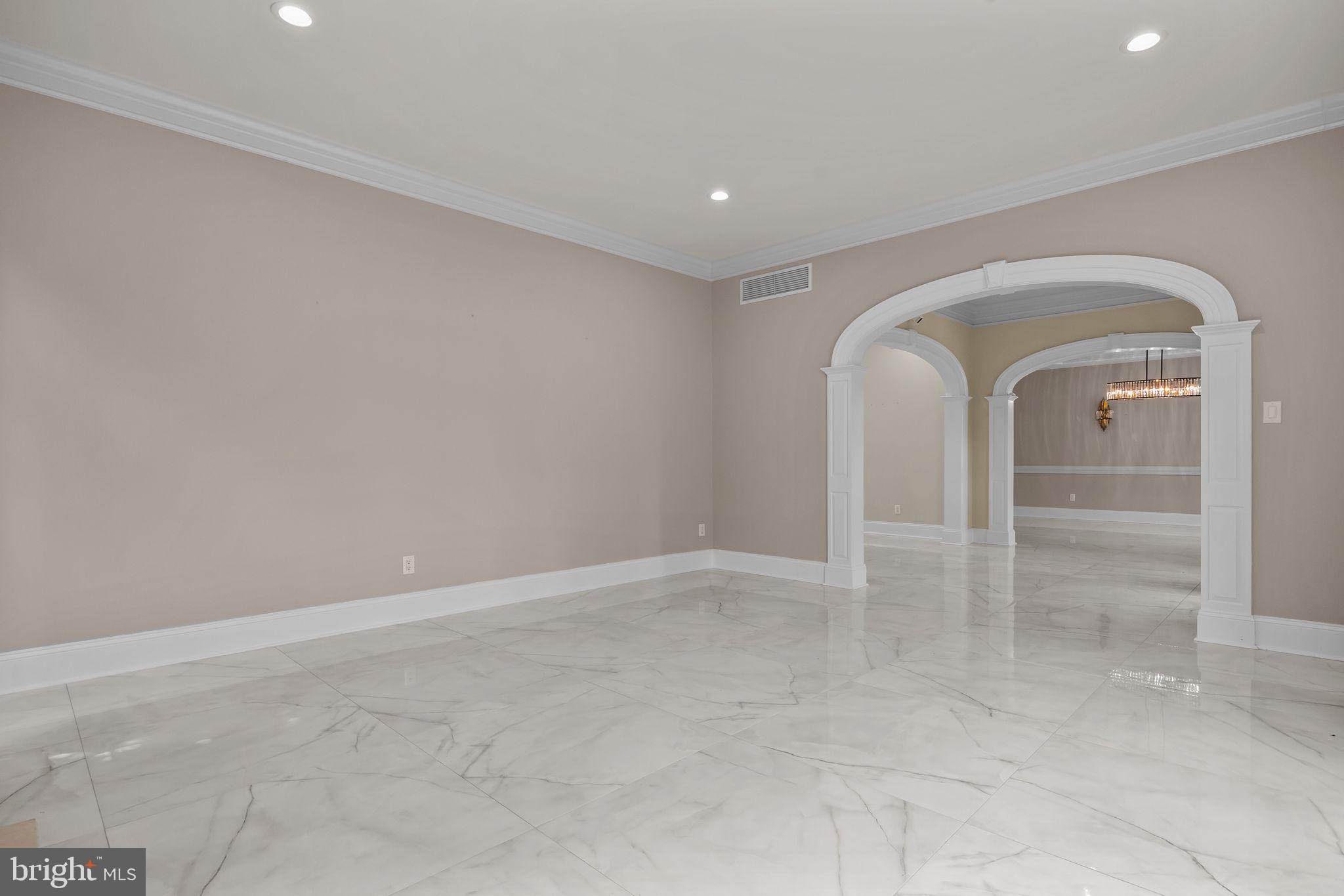 STONEGATE - Residential