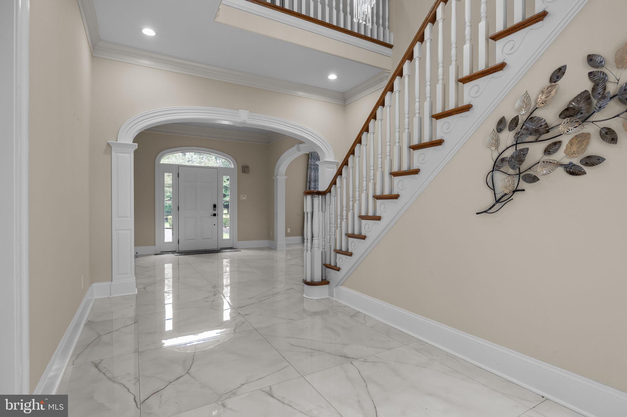 STONEGATE - Residential