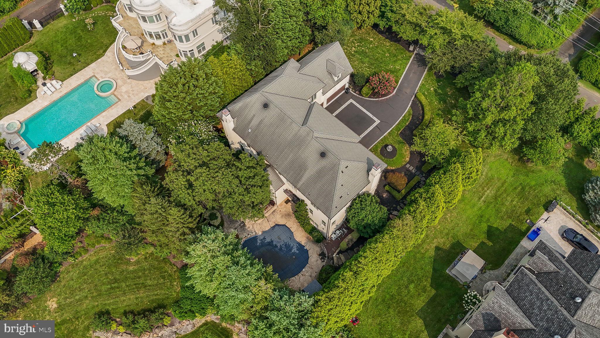 STONEGATE - Residential