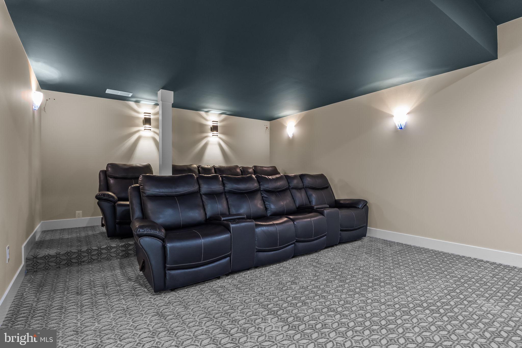 STONEGATE - Residential