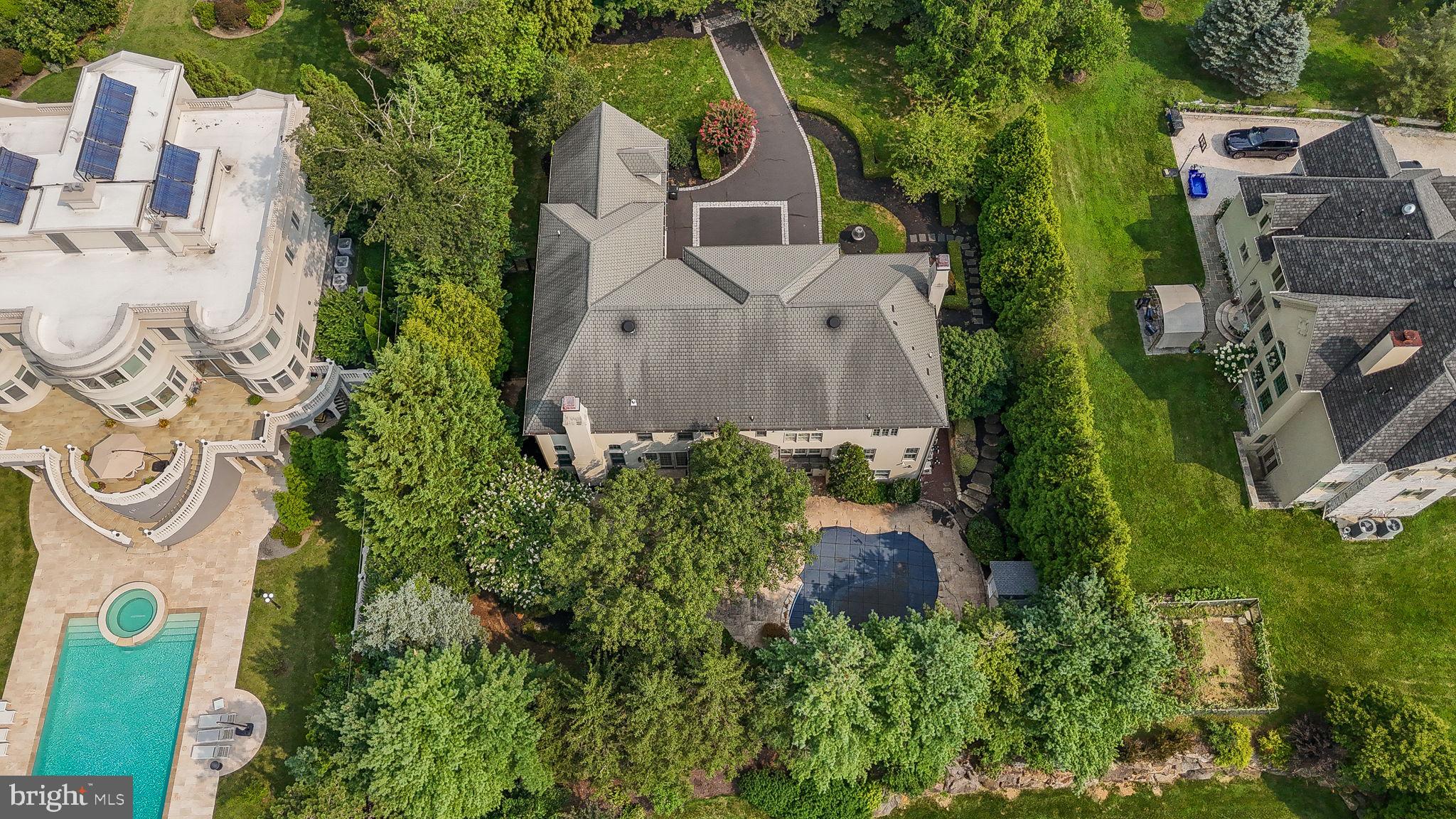 STONEGATE - Residential