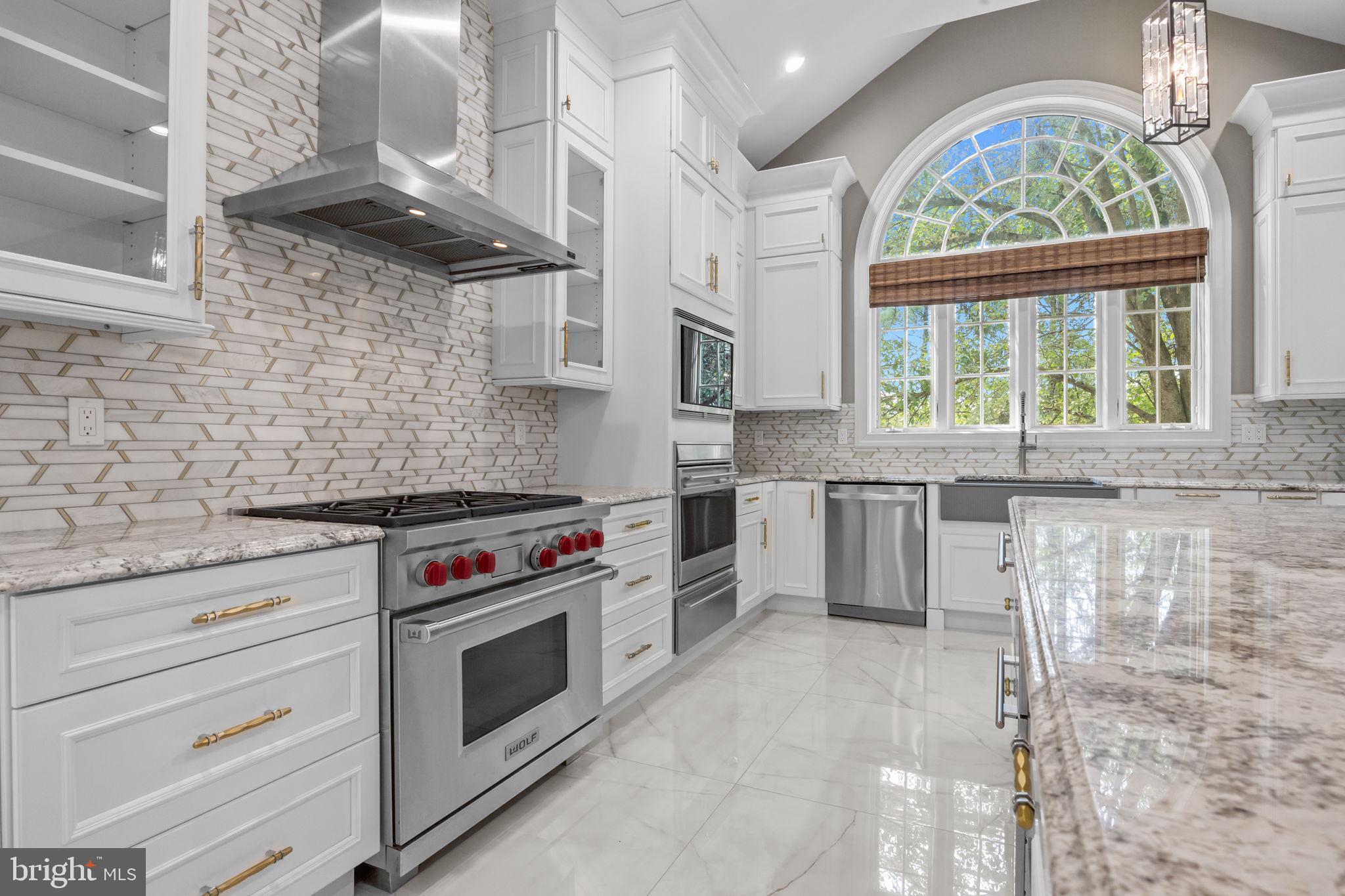 STONEGATE - Residential