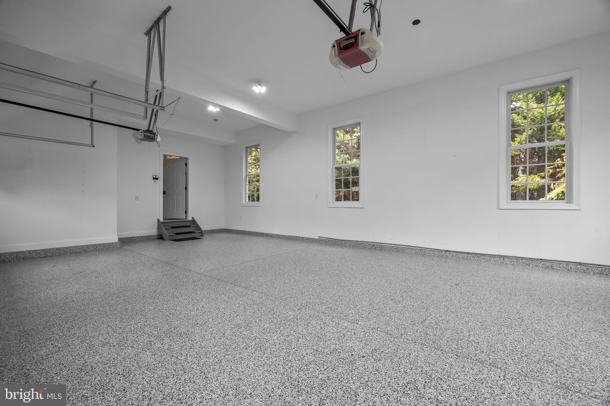 STONEGATE - Residential