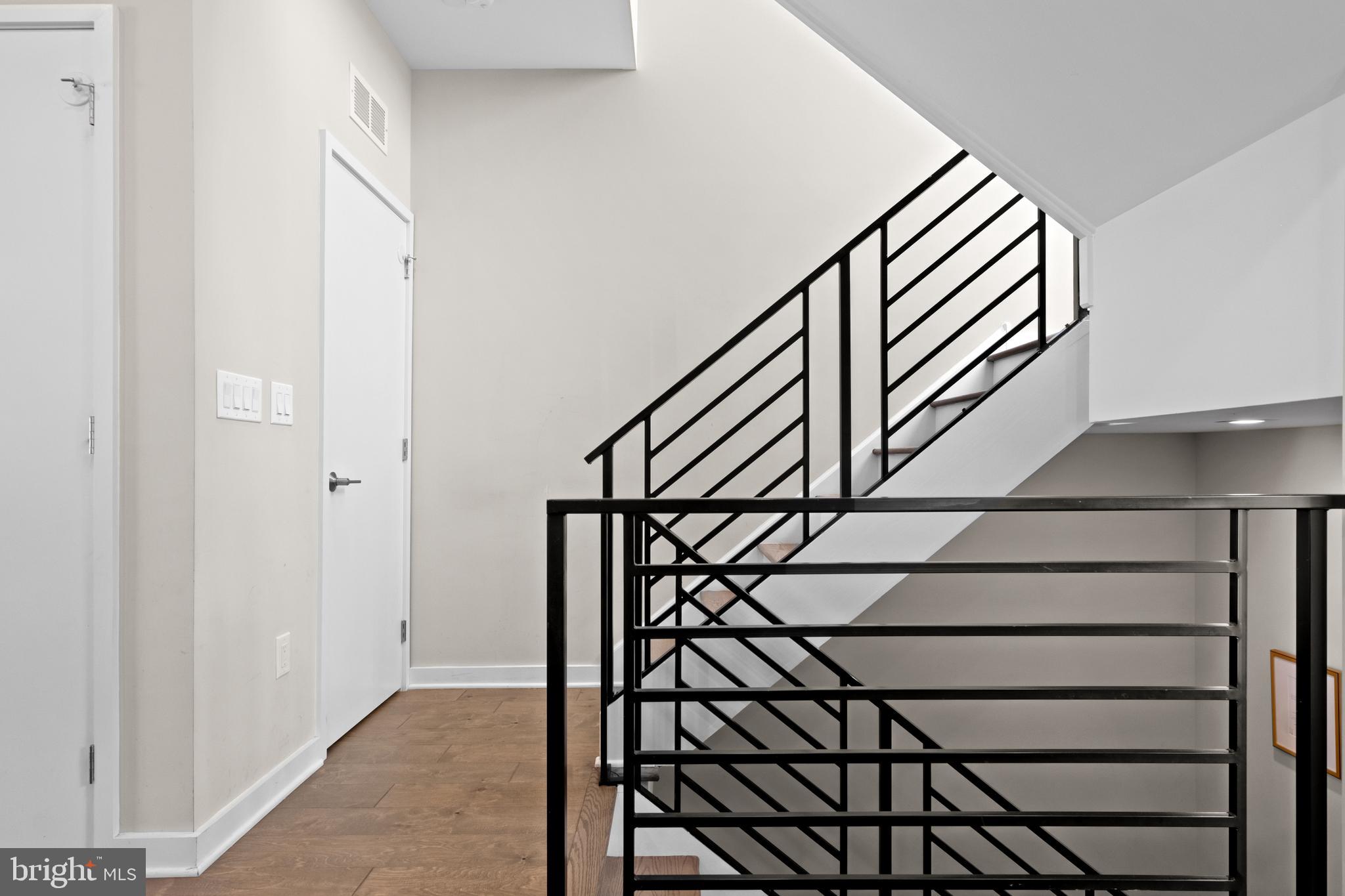 OLDE KENSINGTON - Residential