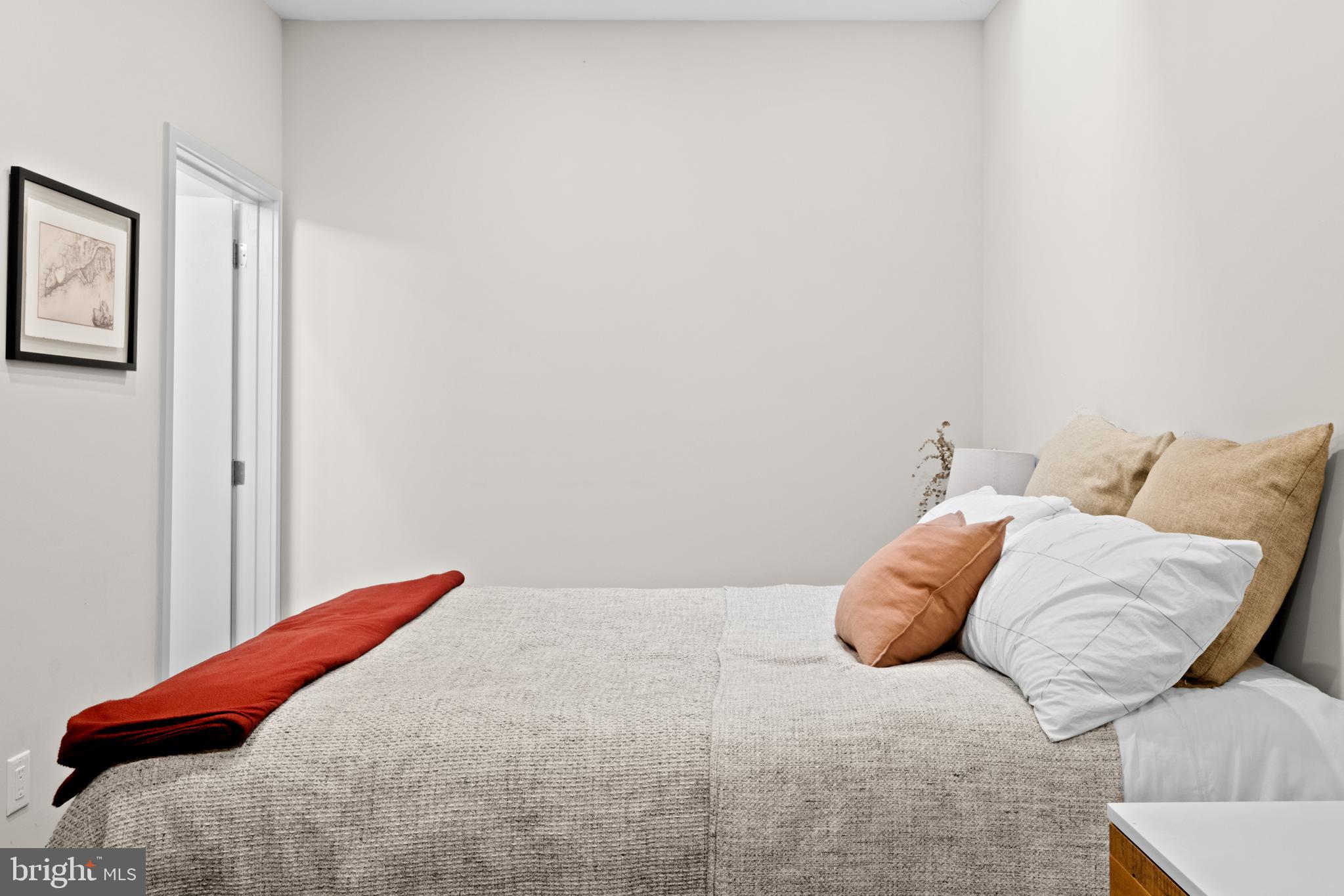 OLDE KENSINGTON - Residential