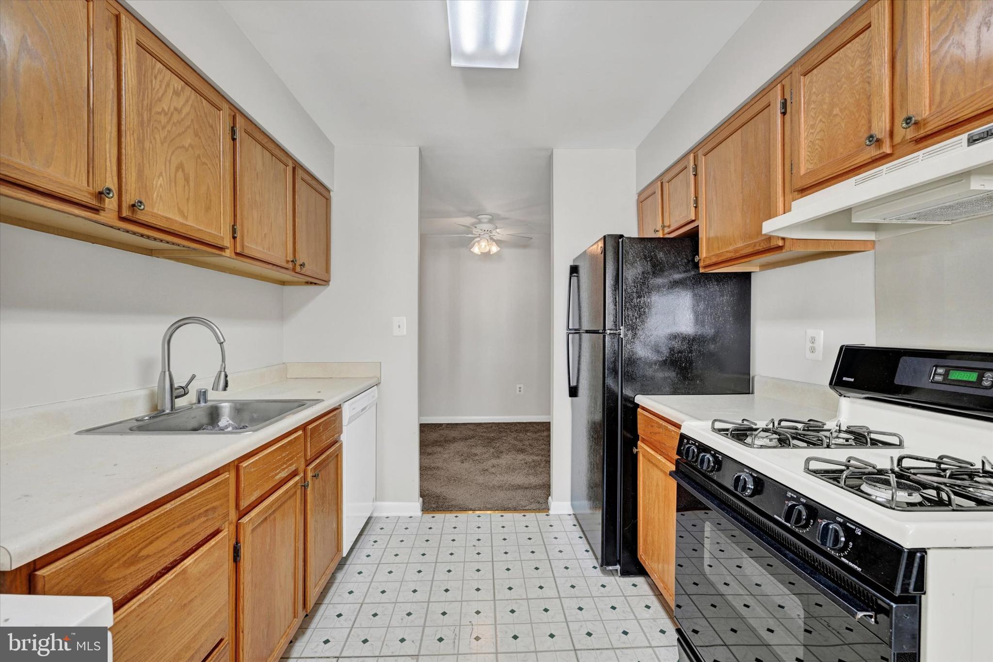 BRIGHT OAKS - Residential