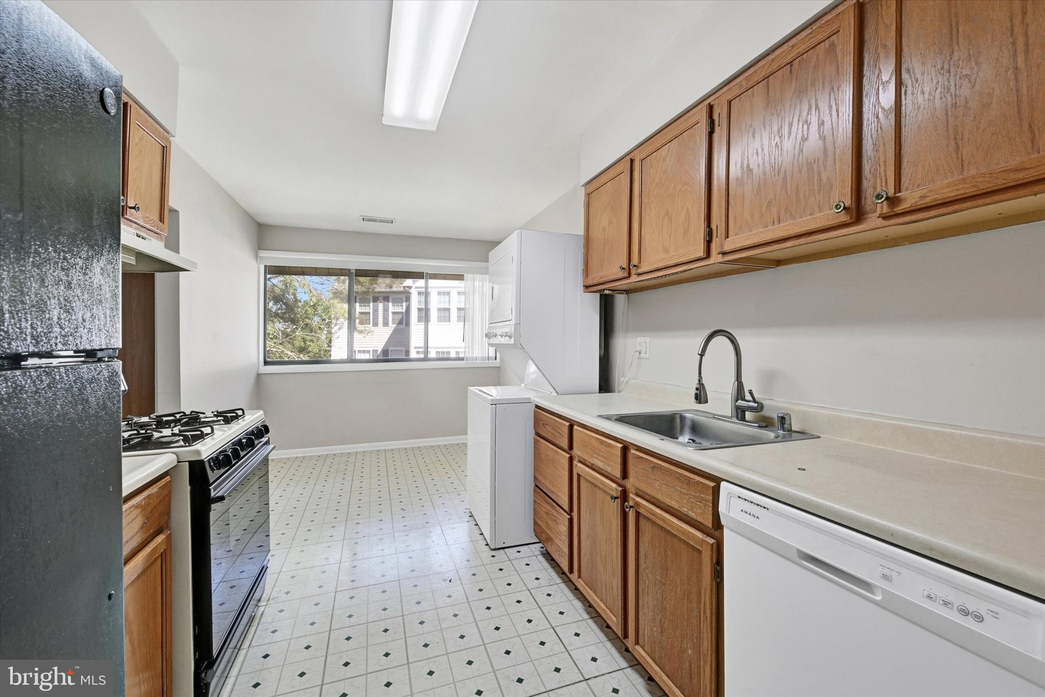 BRIGHT OAKS - Residential
