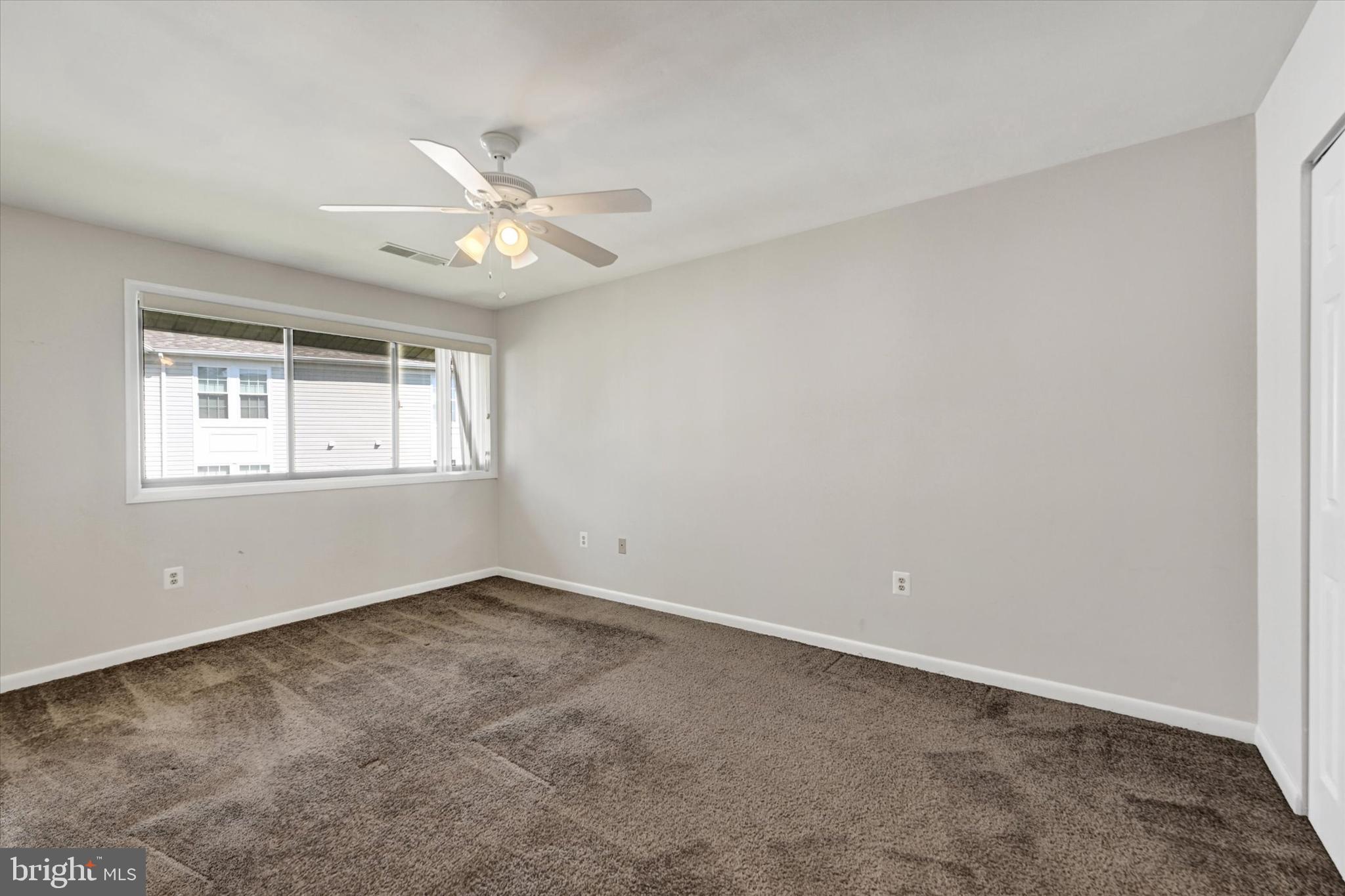 BRIGHT OAKS - Residential