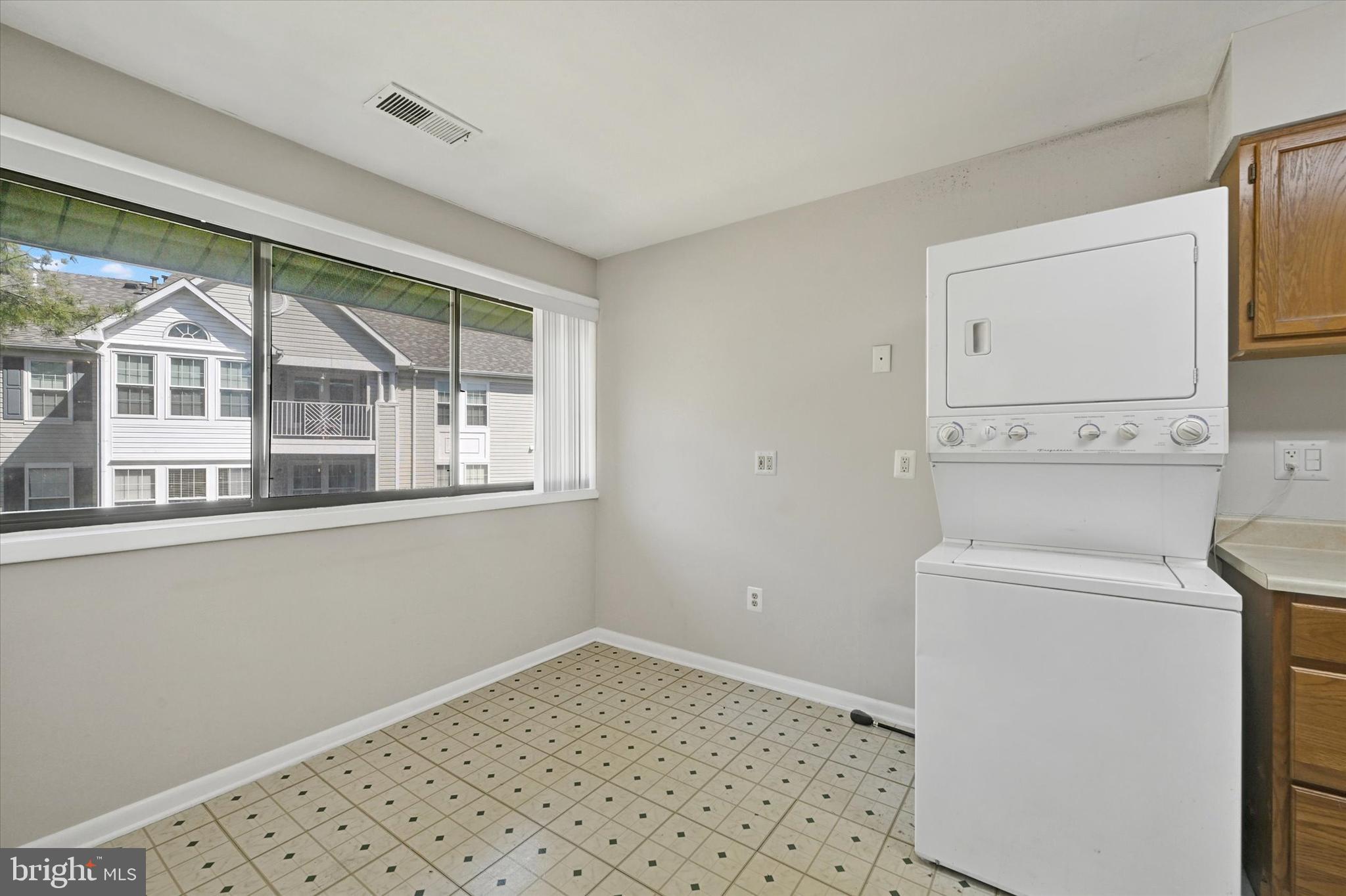 BRIGHT OAKS - Residential