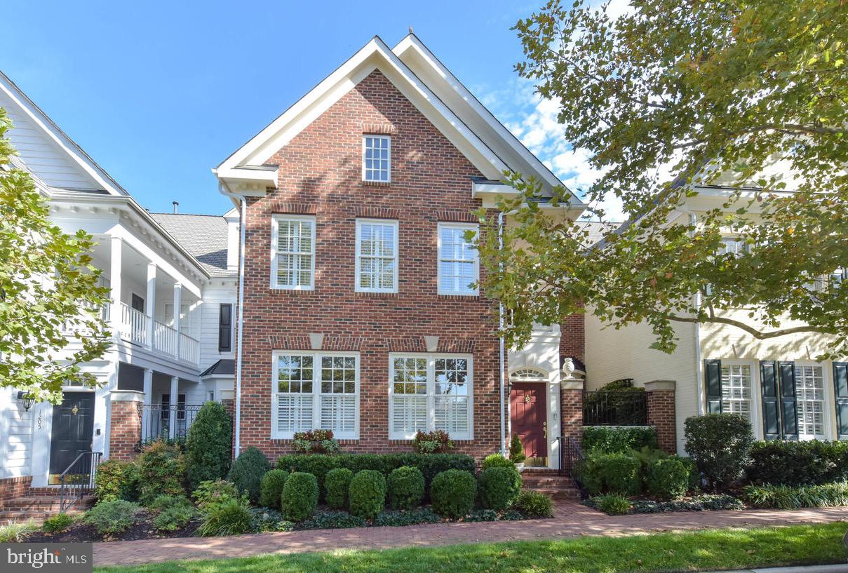 OLD TOWN VILLAGE - Residential