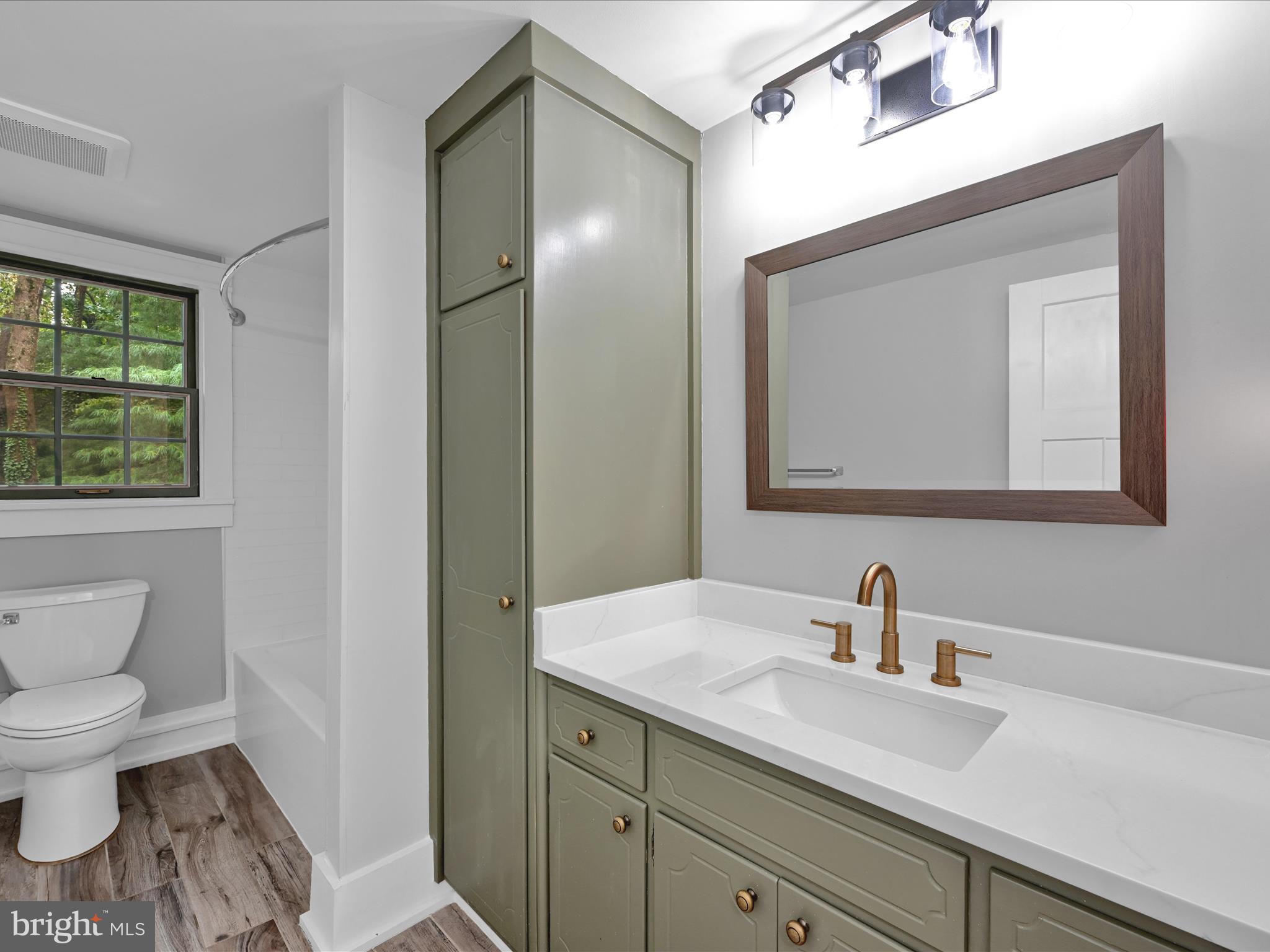 WEST RIDGE - Residential