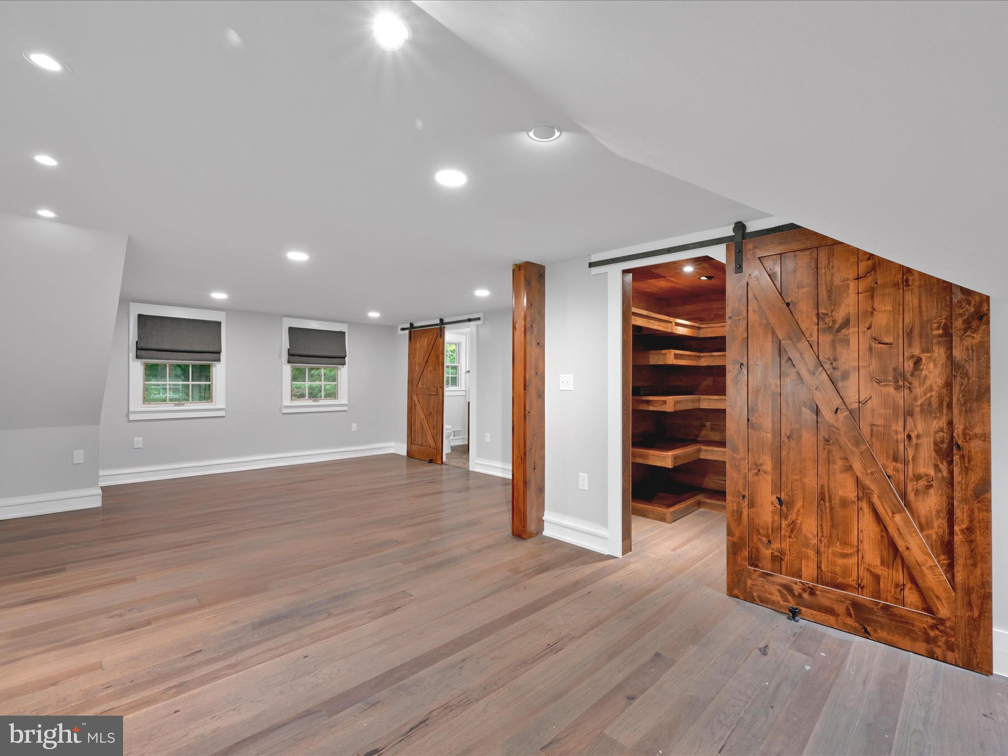 WEST RIDGE - Residential