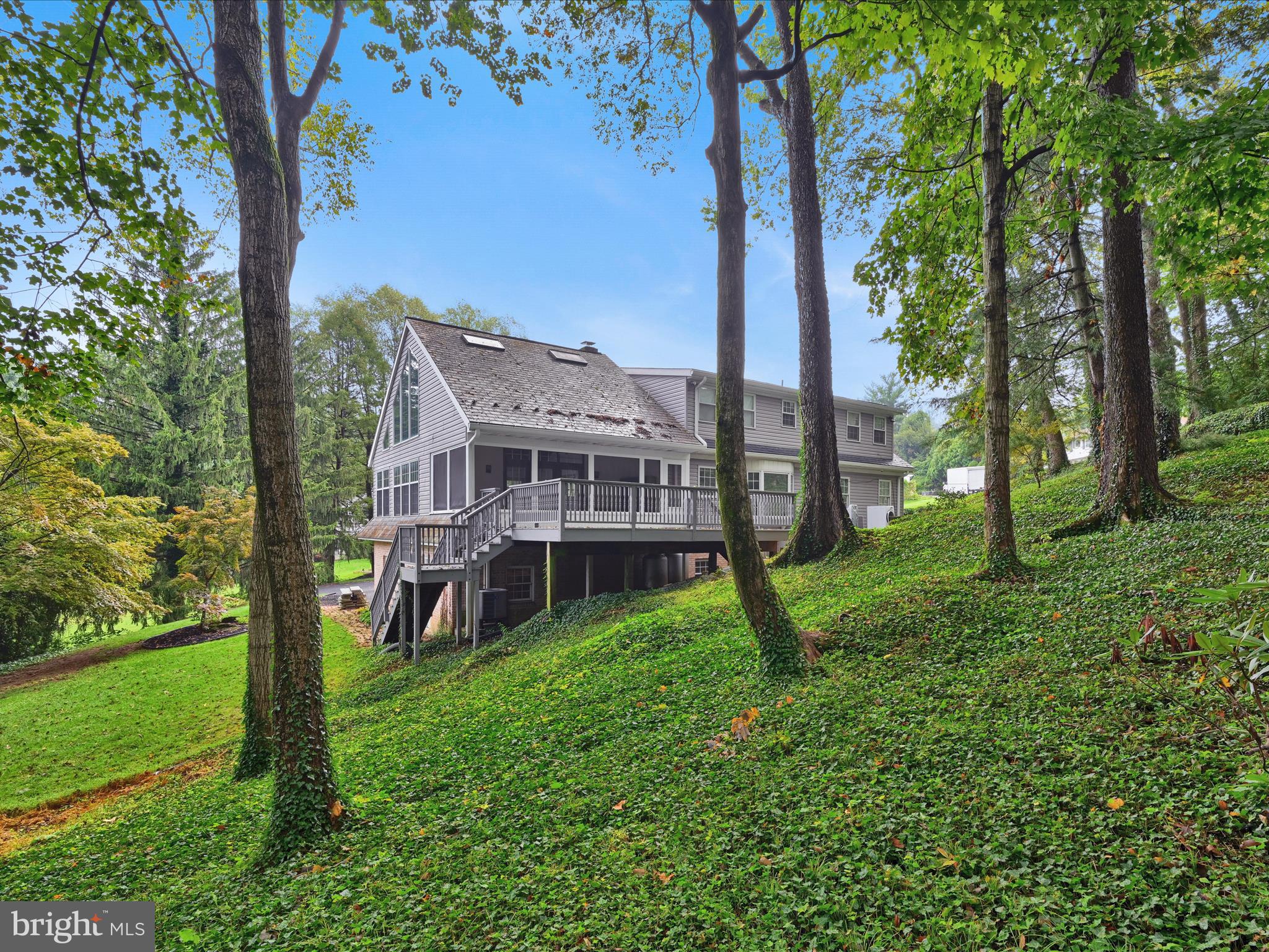 WEST RIDGE - Residential