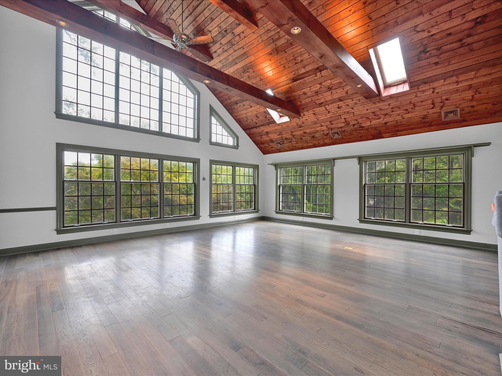 WEST RIDGE - Residential