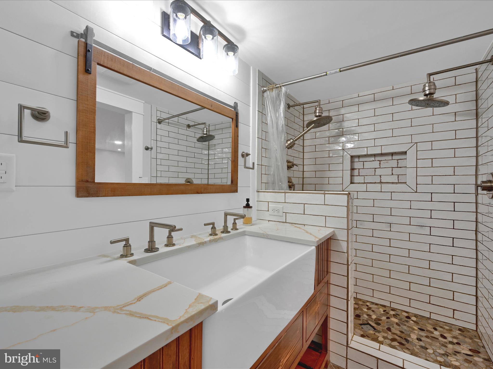 WEST RIDGE - Residential