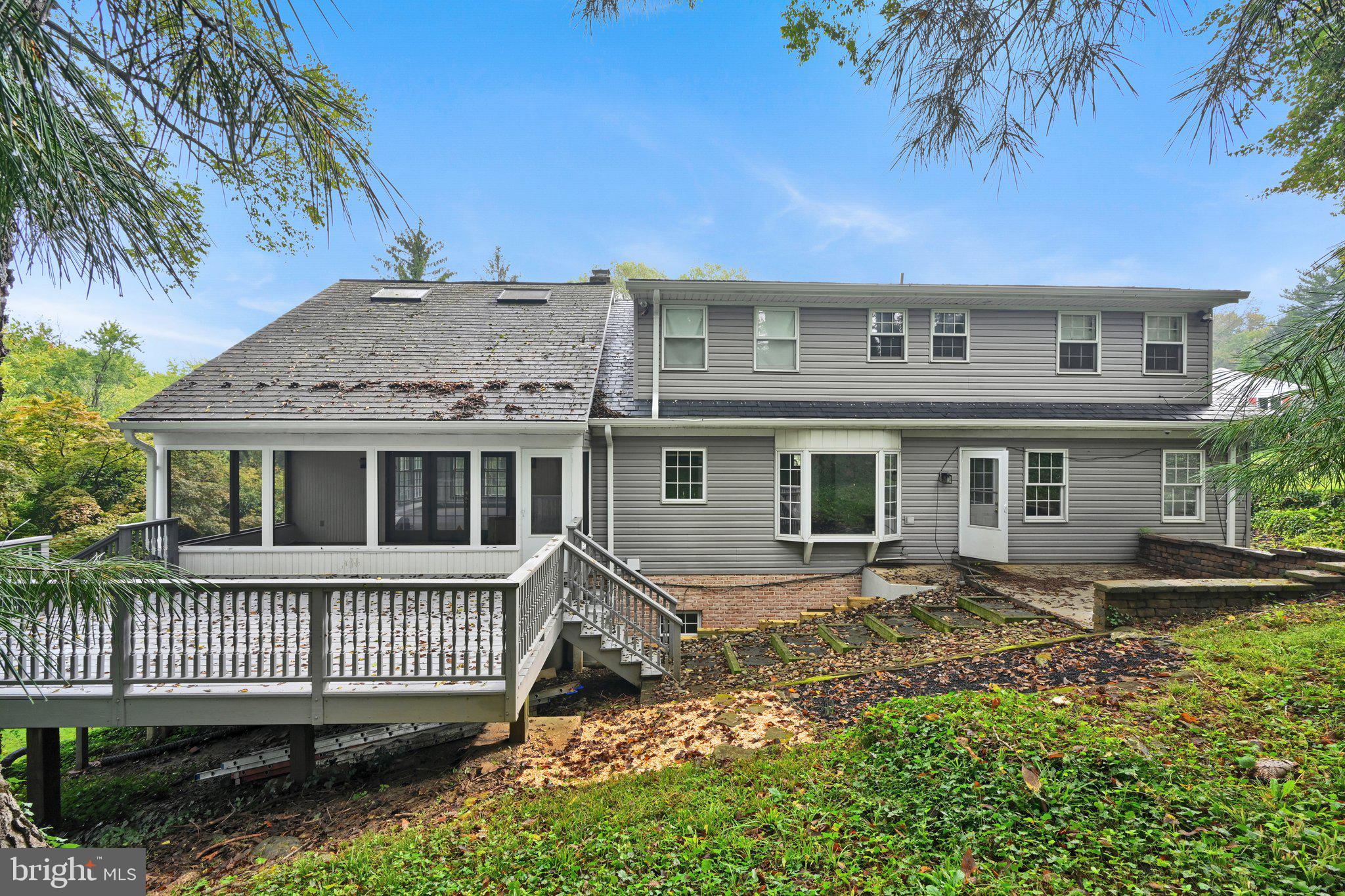 WEST RIDGE - Residential