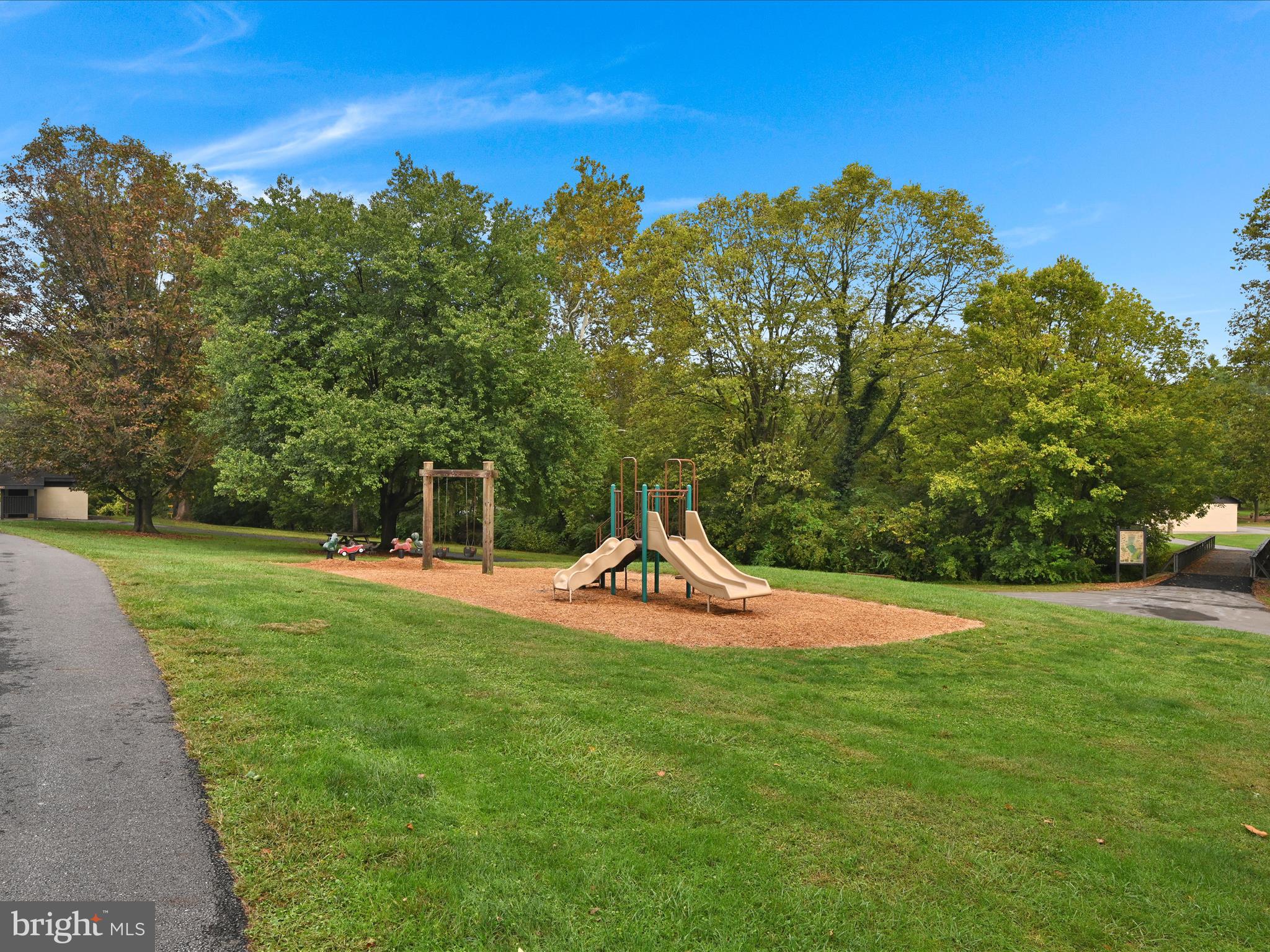 WEST RIDGE - Residential