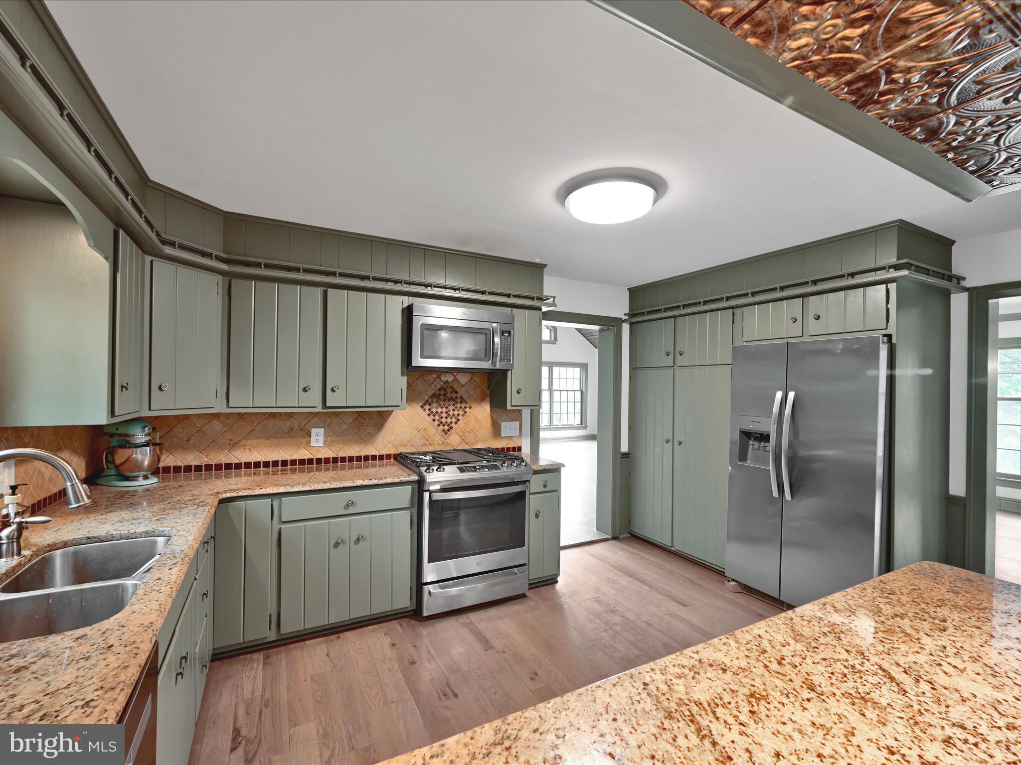 WEST RIDGE - Residential