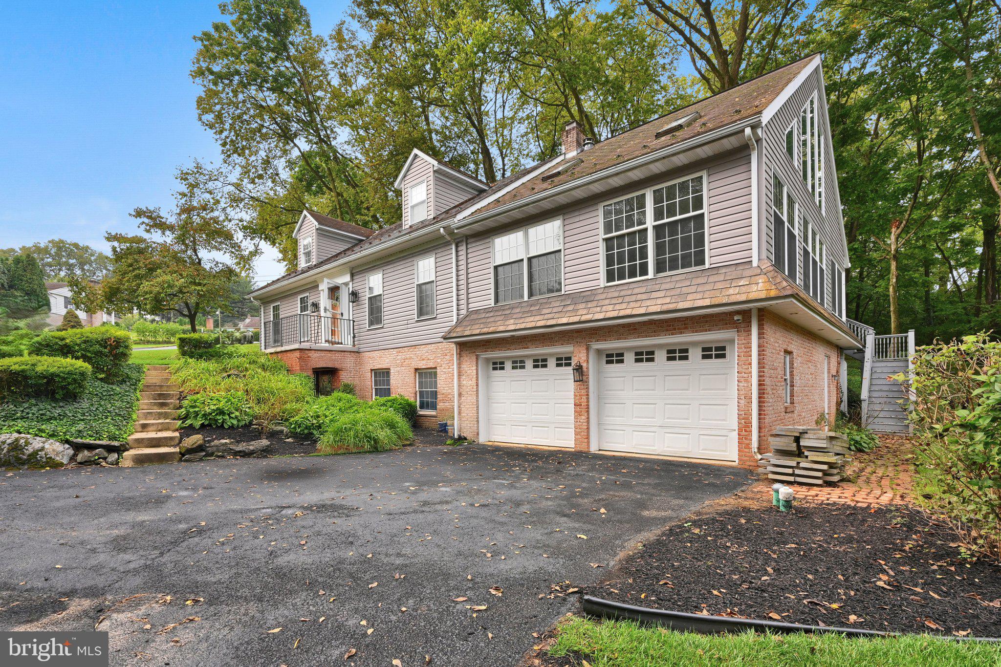 WEST RIDGE - Residential