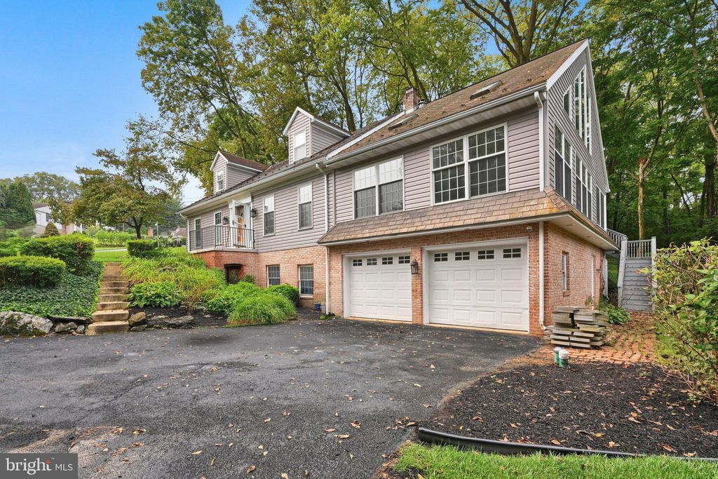 Photo of 2205 Berkshire Road, LANCASTER, PA 17603 (MLS # PALA2076174)