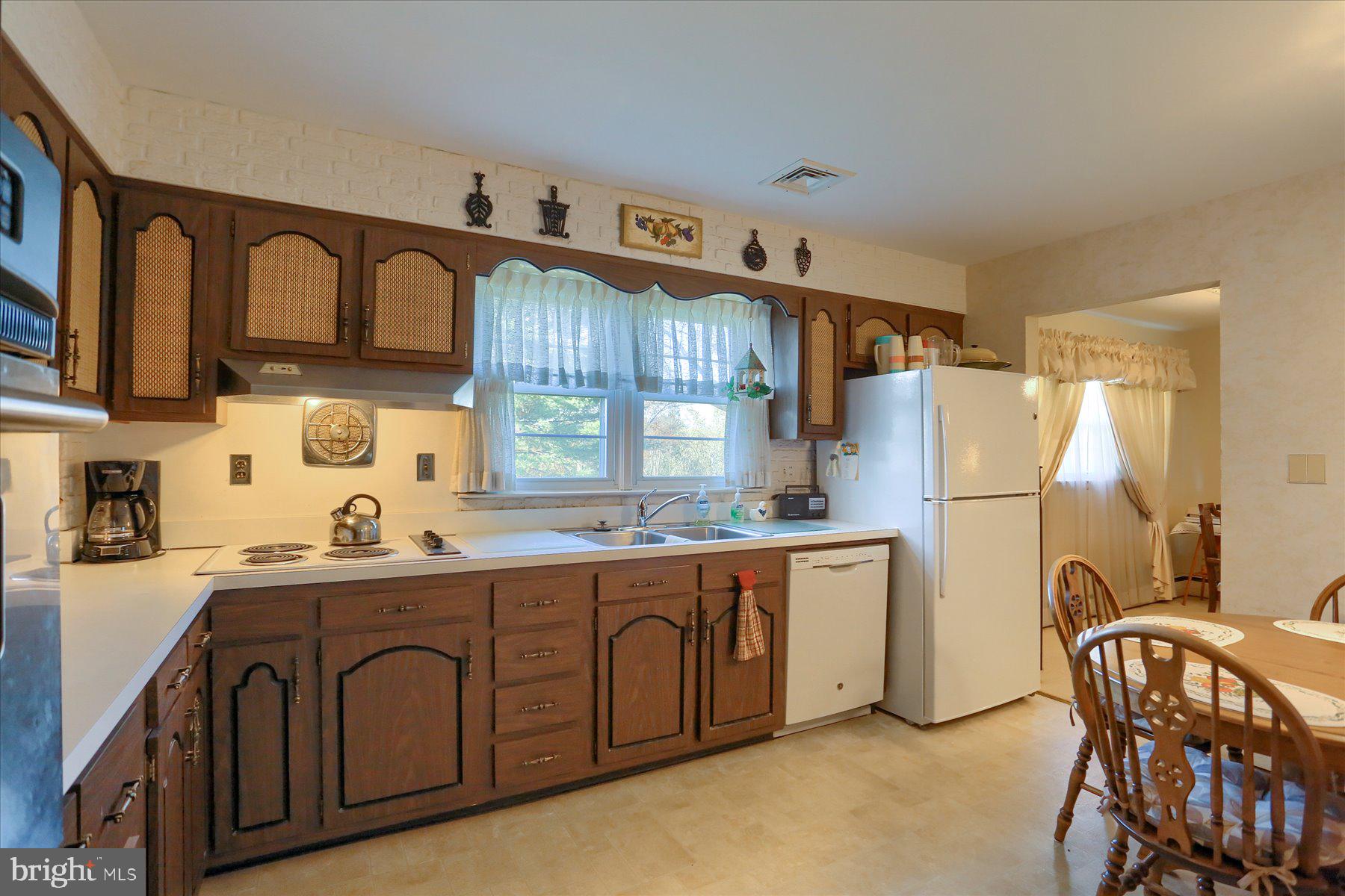 GREEN LANE FARMS - Residential