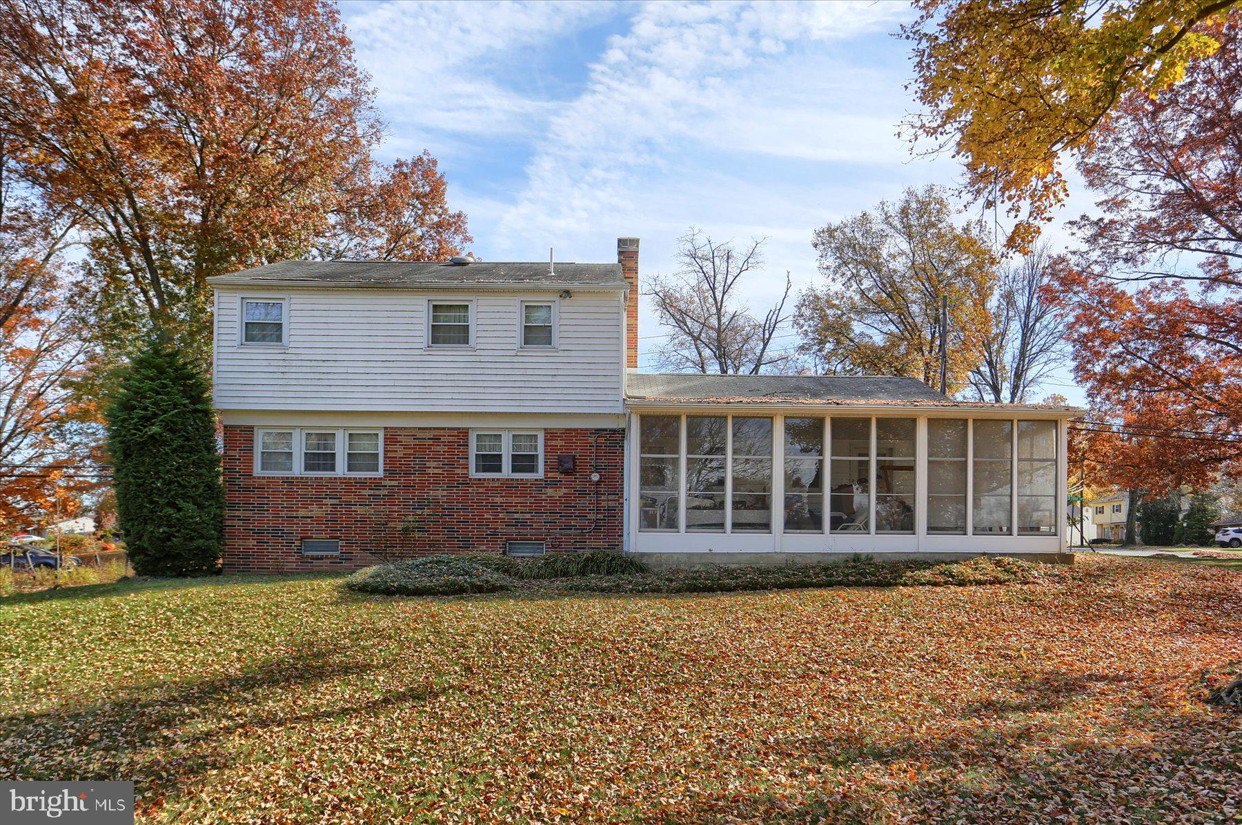 GREEN LANE FARMS - Residential