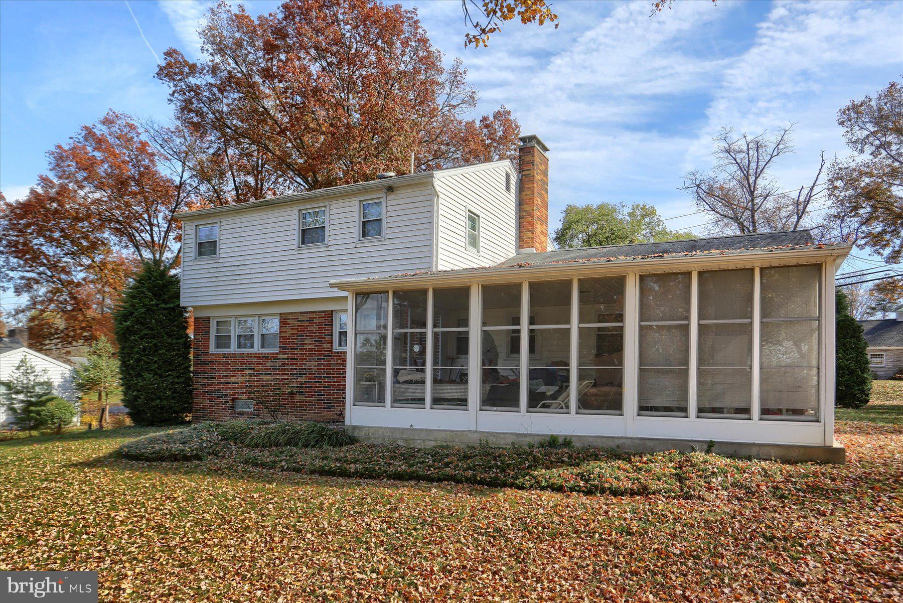 GREEN LANE FARMS - Residential