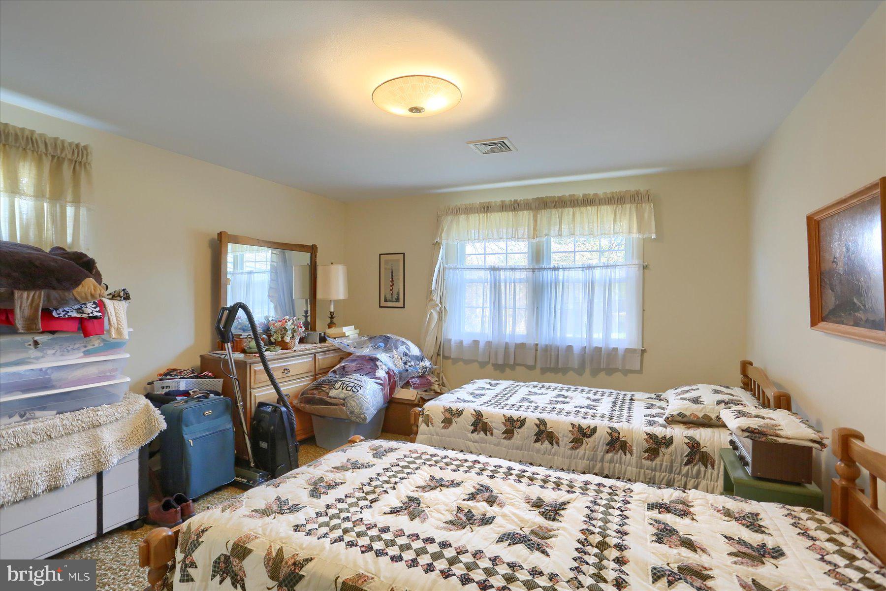 GREEN LANE FARMS - Residential