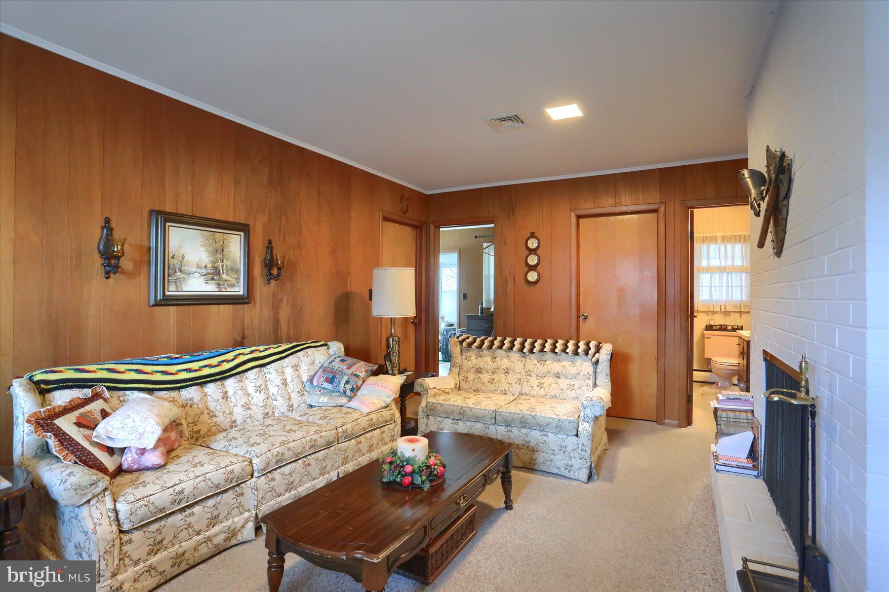 GREEN LANE FARMS - Residential