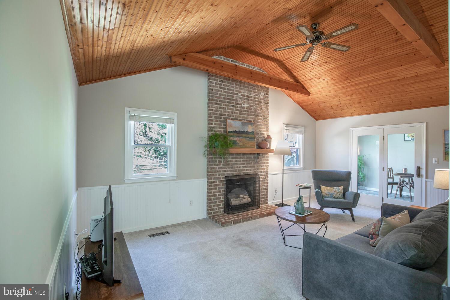 FIELDSTONE PLACE - Residential