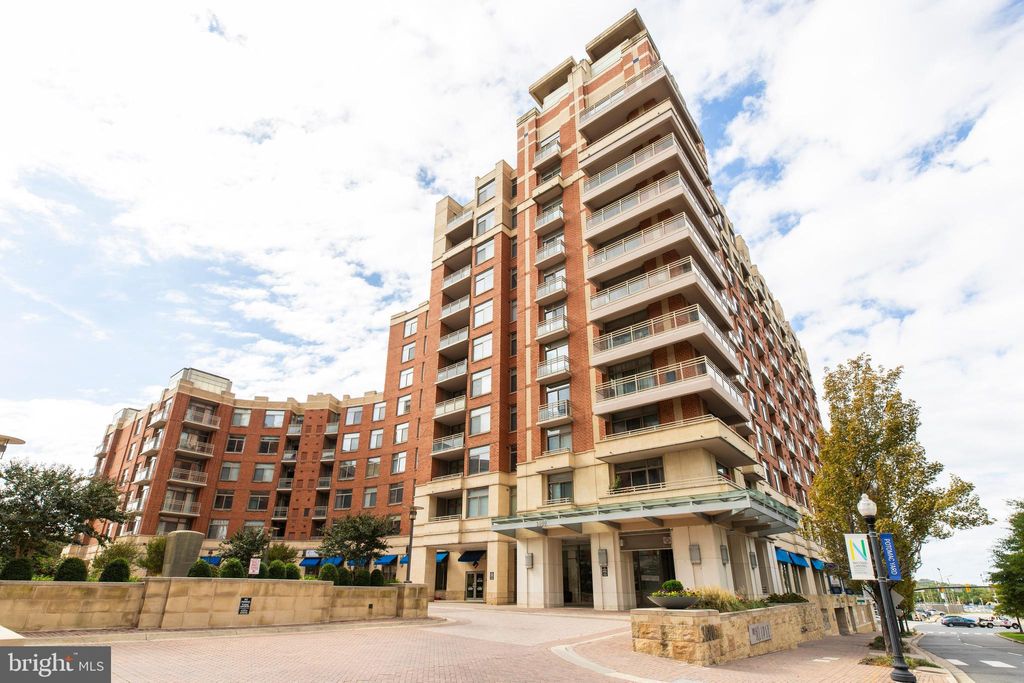 Photo of 3600 S Glebe Road #427W, ARLINGTON, VA 22202 (MLS # VAAR2064754)