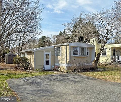 Mobile Home For Sale - 19710 Queen Lane #197<br/> REHOBOTH BEACH, DE 19971