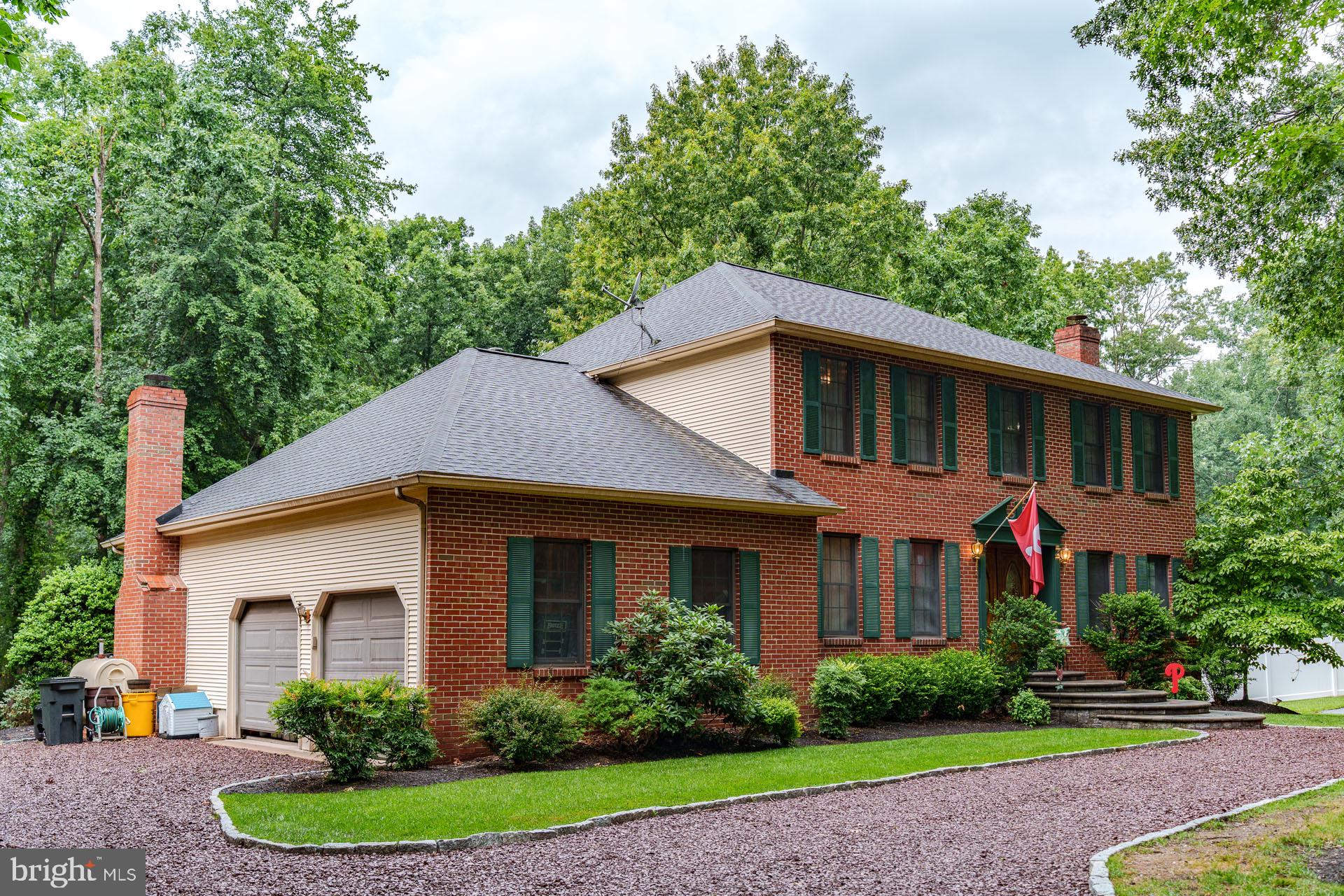 9 SILVER LAKE DRIVE