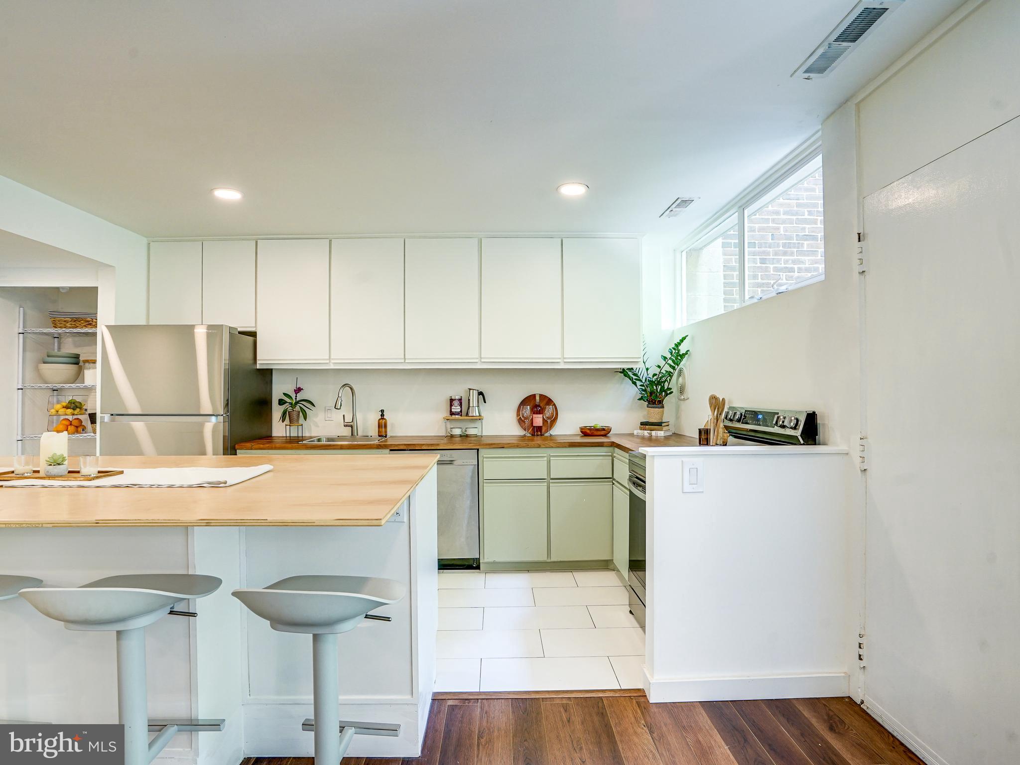 HICKORY CLUSTER - Residential