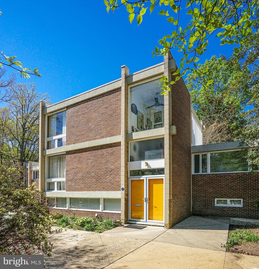 If you love Mid-Century architecture you'll love Hickory Cluster. Designed by the renowned architect, Charles Goodman, one of the 5 architects hired by Robert E. Simon when Reston was being formed. This property features walls of windows overlooking woods, stream, and the "Green Trail," one of Reston's famous paved walking paths which facilitates a peaceful, wooded walk to Reston Town Center. 


Rarely available, this floor plan with roof deck is one of the largest in Hickory Cluster. Amazing light throughout the day, stunning views of the woods, a beautiful retreat even though you're close to everything. Two separate outdoor areas to take in unobstructed nature. Recent updates include: new electrical panel, new LVP floors on lower level, HVAC cleaned and ducting replaced, most rooms wired for cat6 ethernet, HDMI wired in living room for home theater projection, 3 large bedrooms and an open concept main living space with secondary living space on 2nd level. A scenic and short walk to Lake Anne Plaza's famous Farmers & Craft Markets – get a haircut, order a coffee, grab a beer with friends, or mail a package. Everything you need is right there!