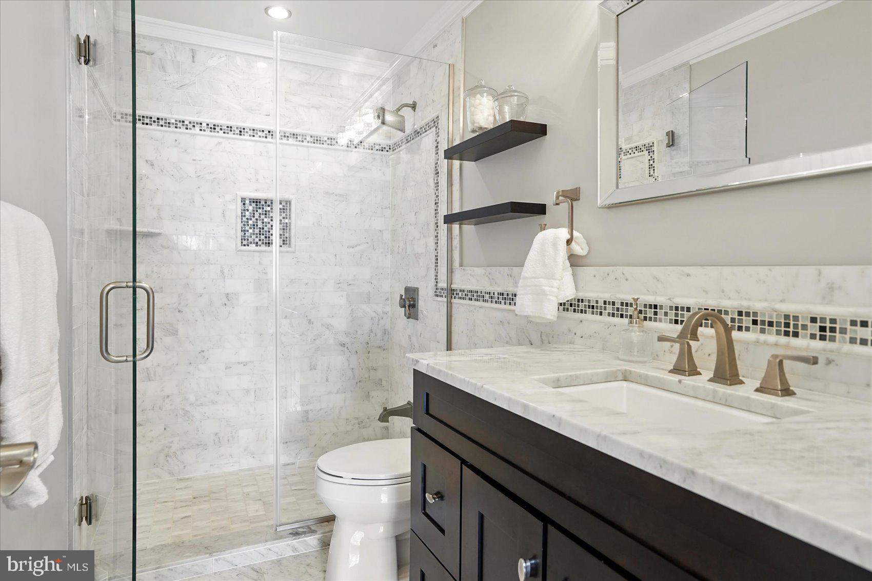 LIGHTHOUSE POINT EAST - Residential