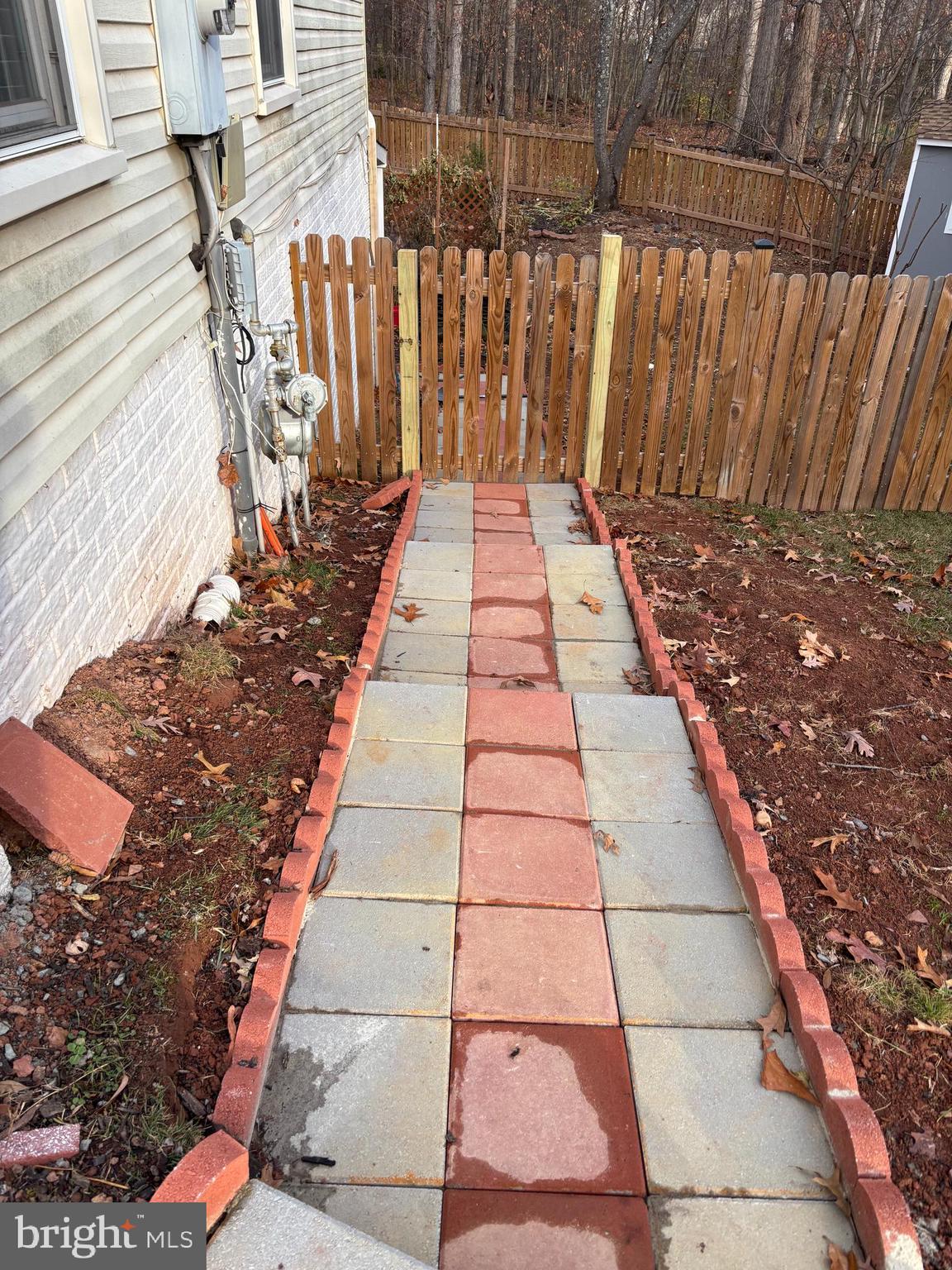 ASHBURN VILLAGE - Residential Lease