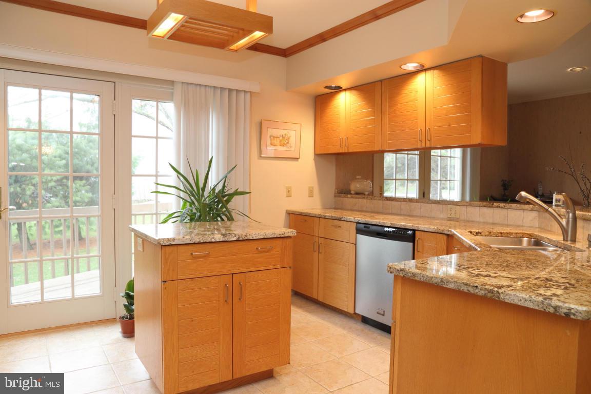 SCHOOL LANE HILLS - Residential