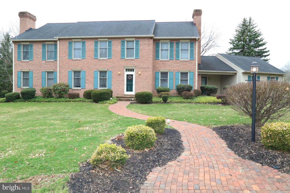 SCHOOL LANE HILLS - Residential