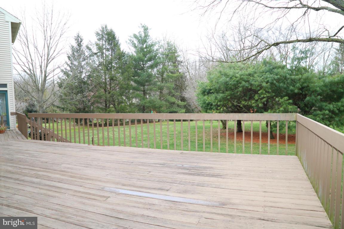 SCHOOL LANE HILLS - Residential